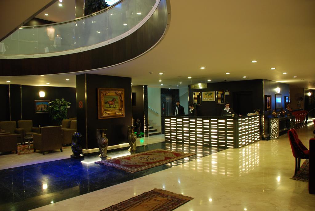 Grand Ani Hotel 카르스 외부 사진